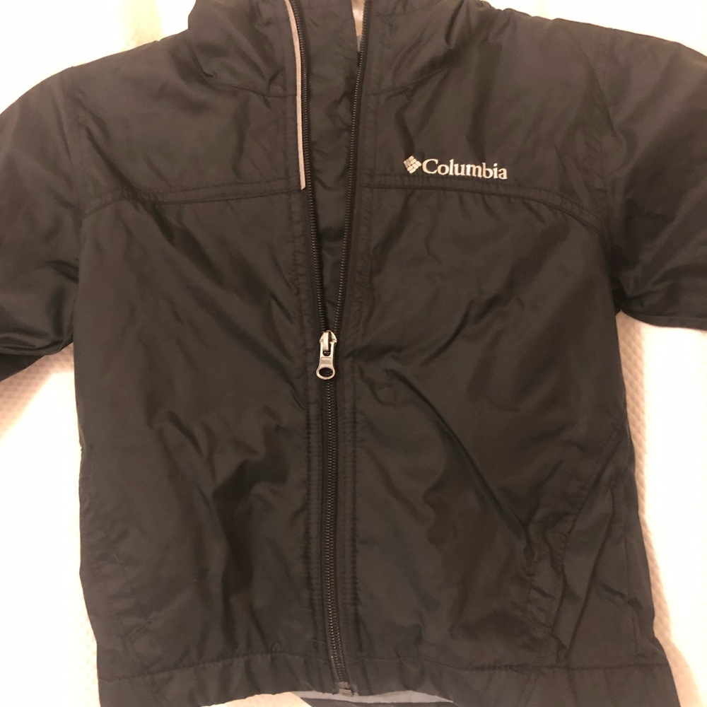 Boys Columbia hooded rain jacket (black, size xxs/4-5)